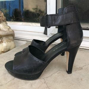 VIA SPIGA ITALIAN DESIGNER LEATHER SULTRY HEEL 🖤